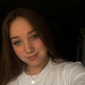 Meet your Posher, Toria